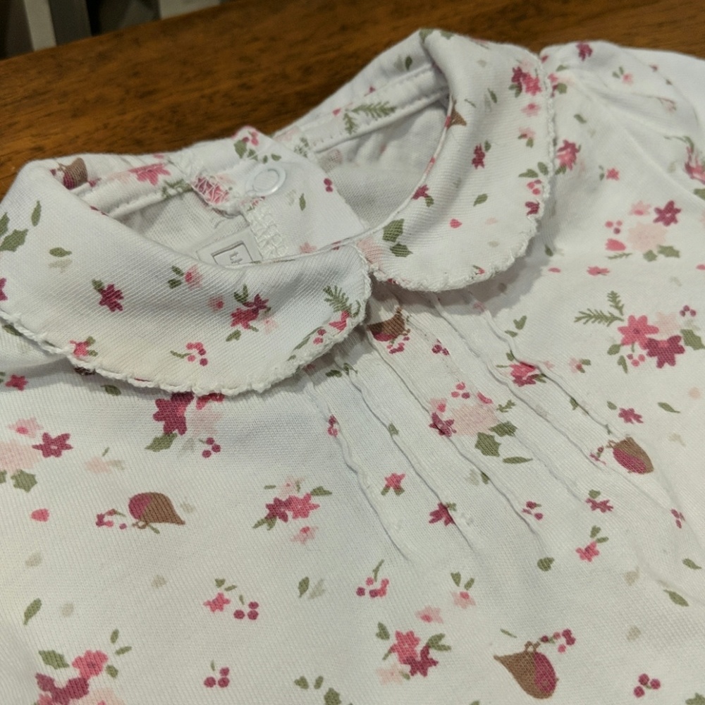 Little White Company floral footie with collar - Picture 2 of 5
